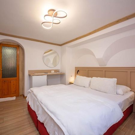 Bed And Breakfast Kotoni Gjirokastra Zewnętrze zdjęcie