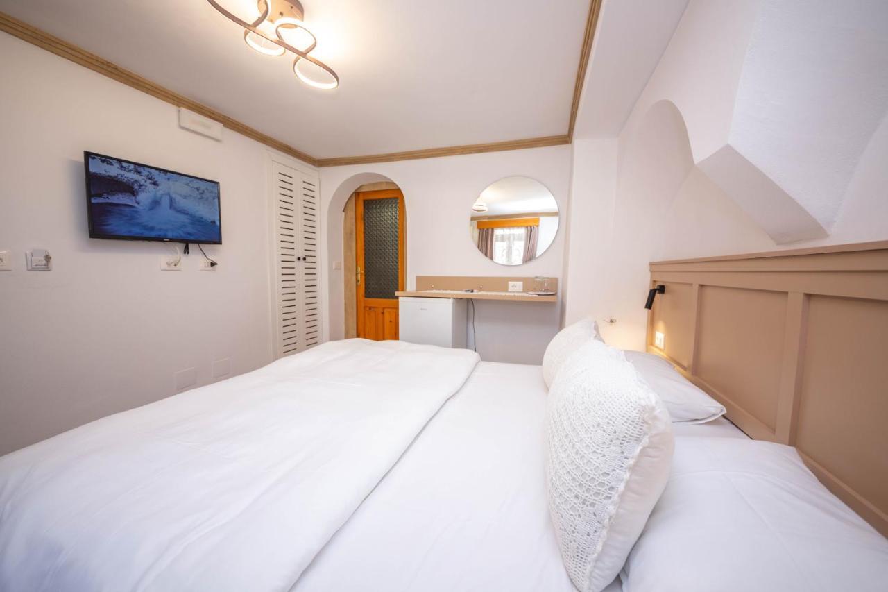 Bed And Breakfast Kotoni Gjirokastra Zewnętrze zdjęcie