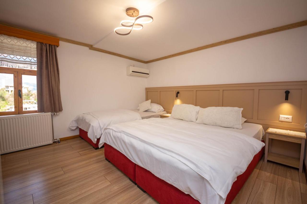 Bed And Breakfast Kotoni Gjirokastra Zewnętrze zdjęcie