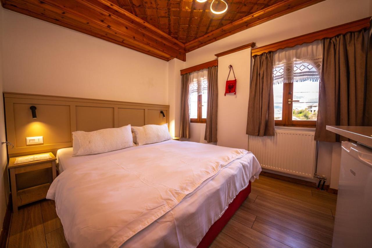 Bed And Breakfast Kotoni Gjirokastra Zewnętrze zdjęcie