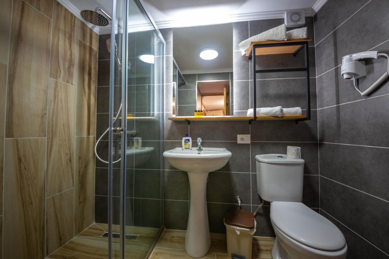 Bed And Breakfast Kotoni Gjirokastra Zewnętrze zdjęcie
