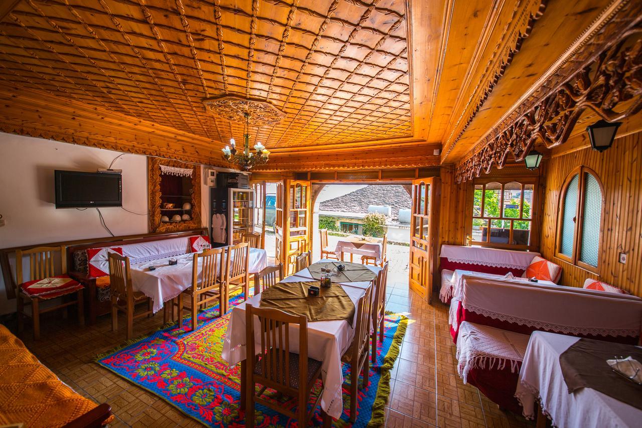 Bed And Breakfast Kotoni Gjirokastra Zewnętrze zdjęcie